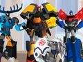 Jogo Transformadores. Robôs disfarçados: facção se enfrenta  online