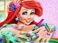 Jogo Spa Mermaid Princess Nails  online