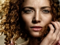 Jogo Quebra-cabeça Feminino de Cabelo Encaracolado  online