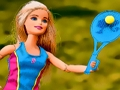 Jogo Boneca Loira Estilo de Puzzle  online