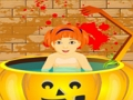 Jogo Pequeno bebê no banho de Halloween  online